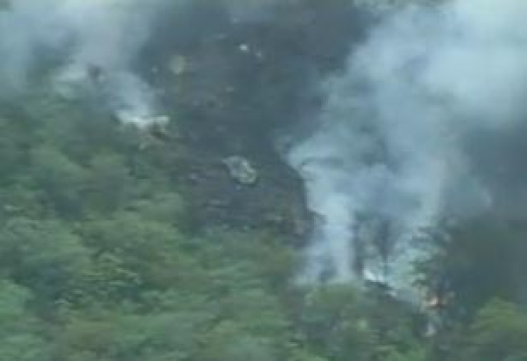 Pakistan plane crash leaves dozens dead (updated)