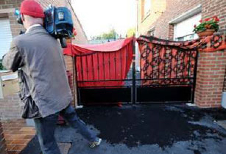 French police find eight dead newborn babies 