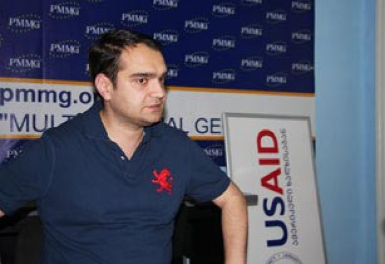 Armenian language faces serious problems in Georgia: Activists unable to raise concerns to Armenian foreign minister 
