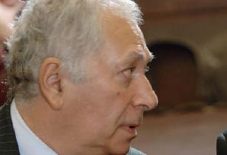 Президент РФ поздравил с 65-летием композитора Георгия Мовсесяна