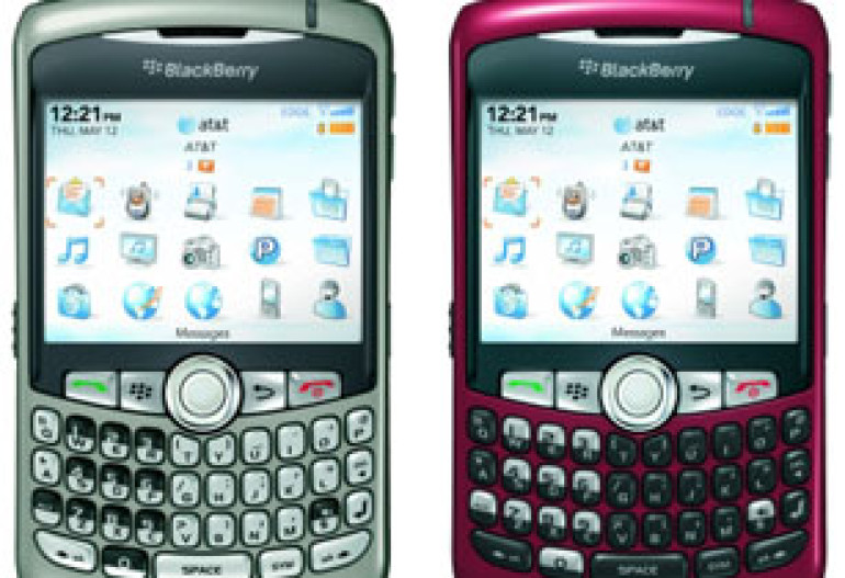Saudi Arabia announces Blackberry messenger deadline