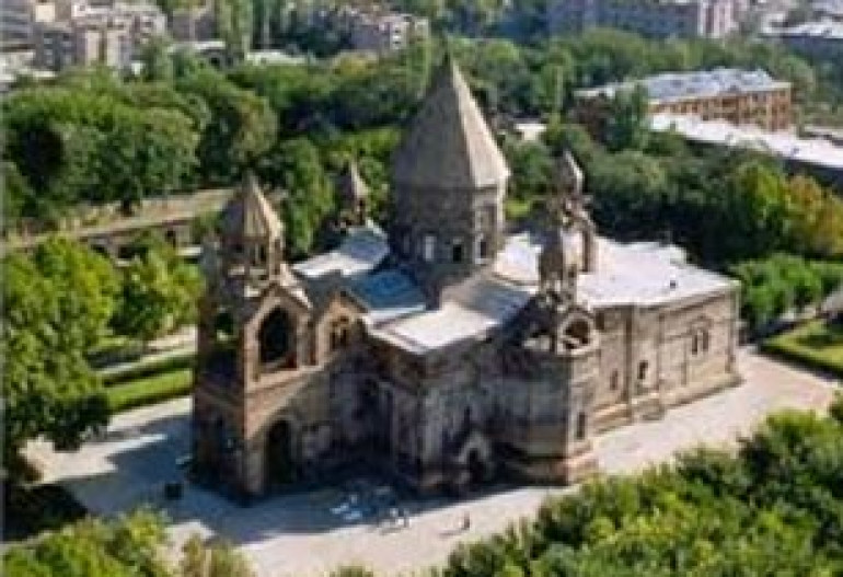 Two representatives of Holy Etchmiadzin to attend mass in Surb Khach 