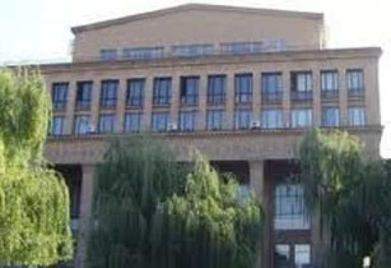 Կդադարեցվեն նաև պետակա՞ն բուհերի մասնագիտությունների լիցենզիաները