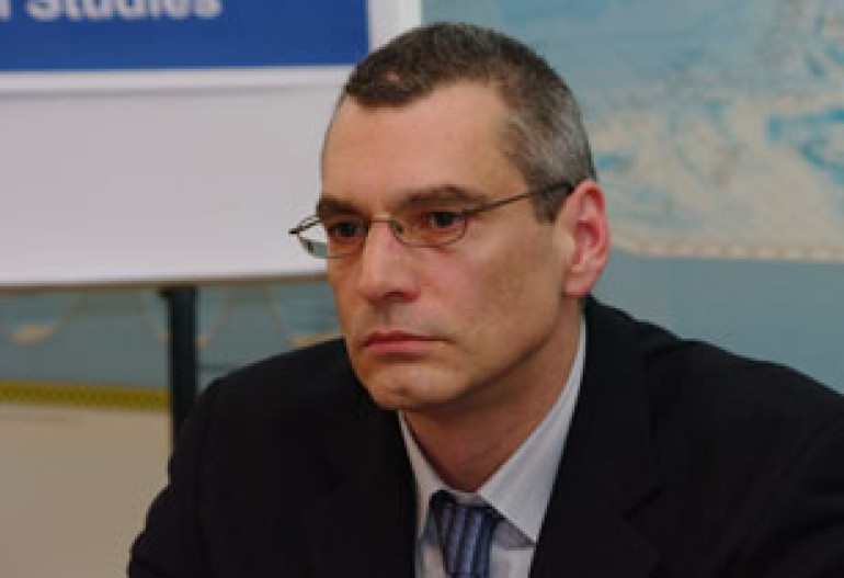 Russia-Armenia defense pact has a lot of problems: Richard Giragosian 