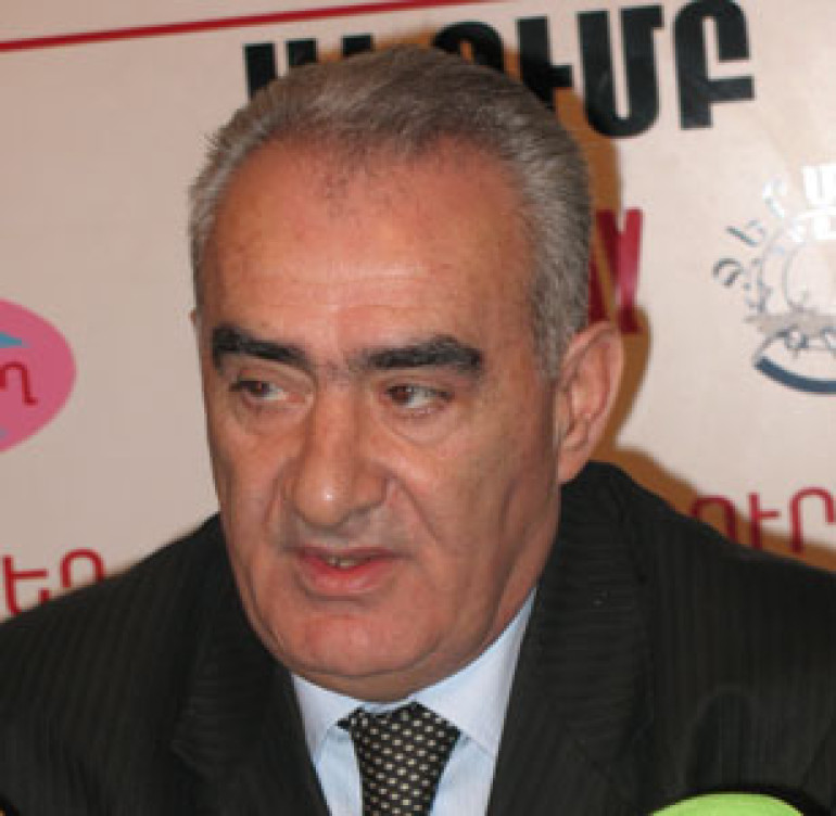 It is as simple as that: Galust Sahakyan's views on new Armenian-Russian defense pact 