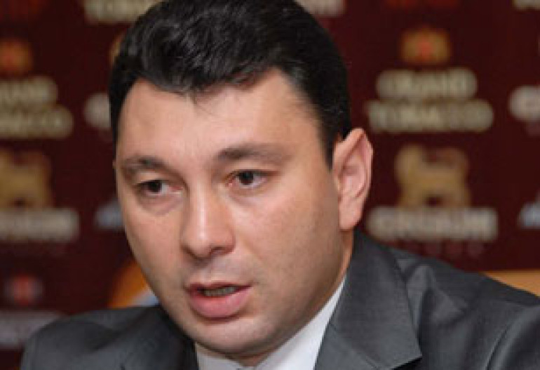 Azerbaijan accepts its fiasco: Eduard Sharmazanov 