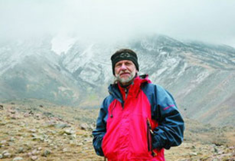 Climber names summit after Charles Aznavour 
