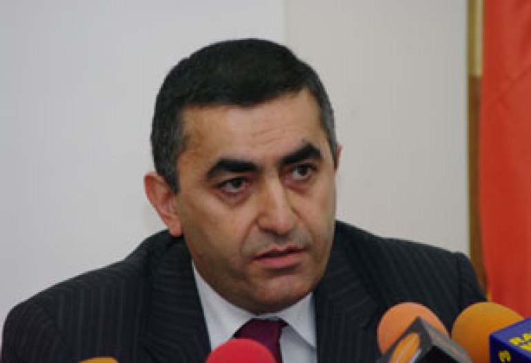 Armenia should recognize Karabakh's independence: Armen Rustamyan 