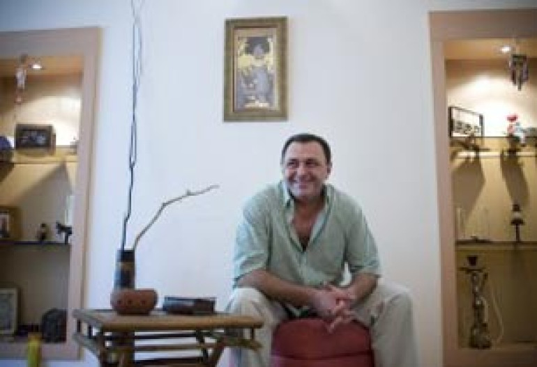 В основном, в сериалах снимаются случайные люди со стороны - Дегтрикян