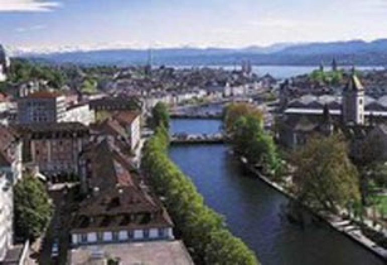 Women dominate new Swiss cabinet Switzerland's parliament has voted a new minister into the government, giving the cabinet a maj