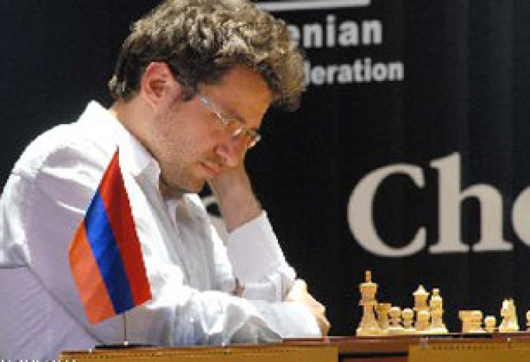 Levon Aronyan pushing Armenia forward by beating Yesen 