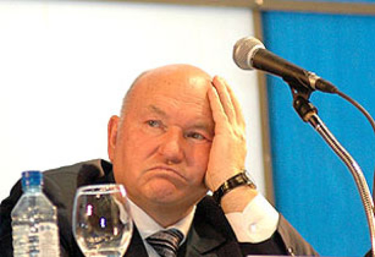 Moscow mayor Yuri Lushkov’s resignation may be announced Monday 