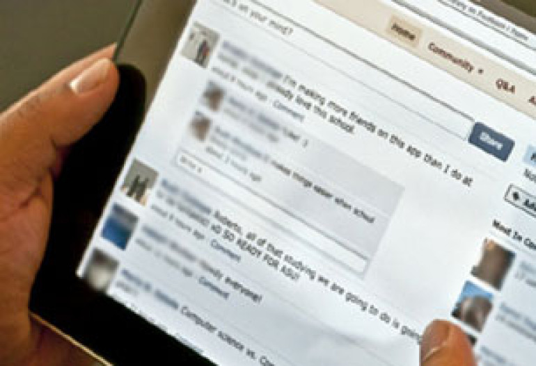 Facebook crash is 'worst in four years'