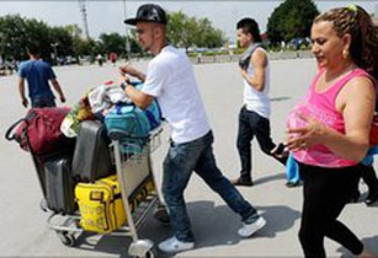 EU should end return of Roma to Kosovo, says Amnesty EU countries should end the forcible return of Roma and other minorities to