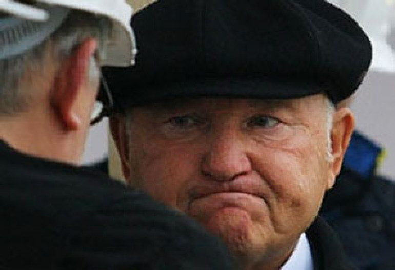 Ousted Moscow mayor won't bring president Medvedev to court