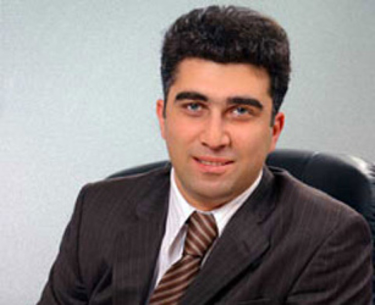 Danil Khachaturov buys Rosgosstrakh's state shares