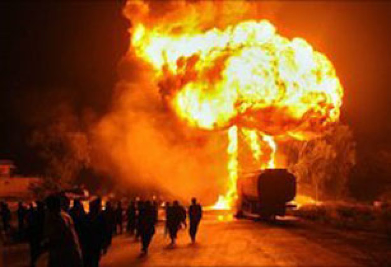 Nato supply lorries set ablaze by gunmen in Pakistan
