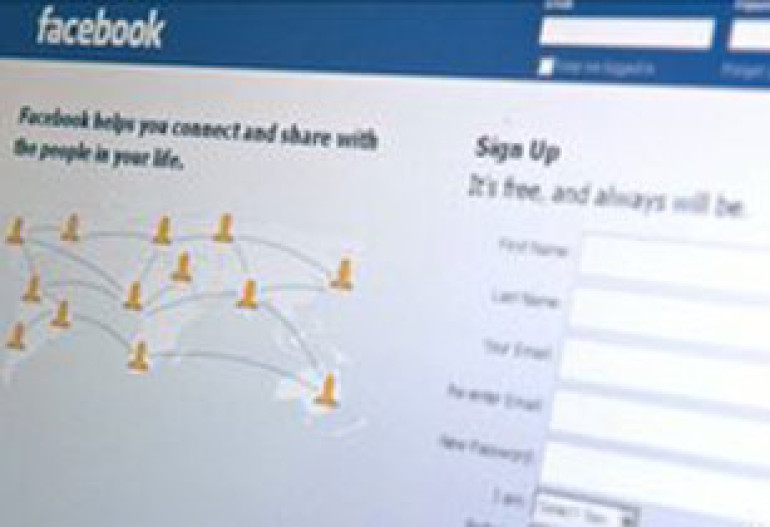 Facebook unveils 'groups' feature and user controls