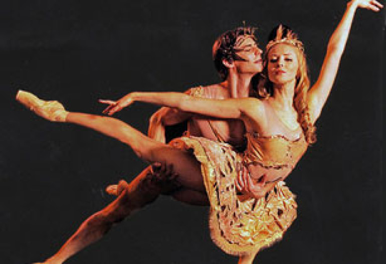 Armenian ballet dancer expelled from Venice Opera over erotic photo session 