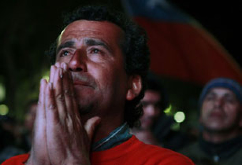First Chile miner reaches surface