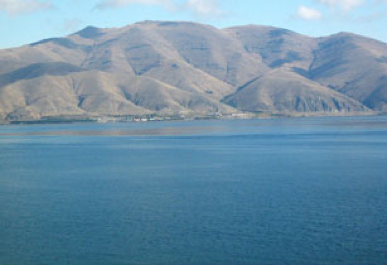 Man found drowned in Lake Sevan 