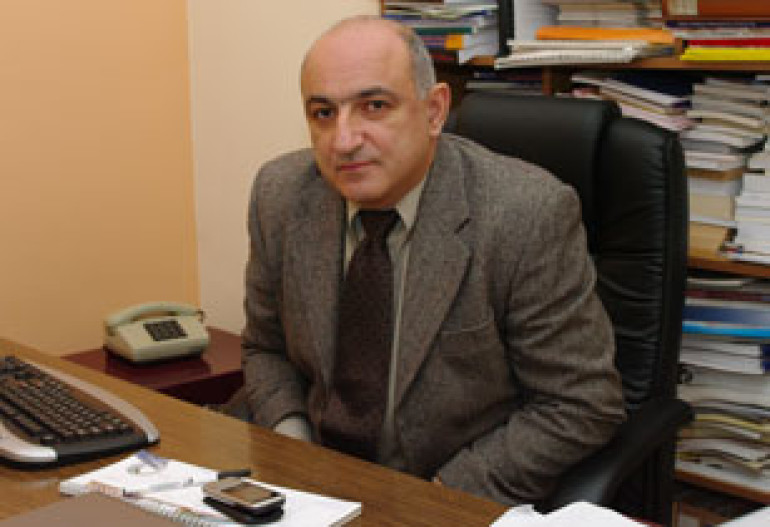 Մեր հեռուստաեթերն այսօր զիջում է համացանցին. Բորիս Նավասարդյան