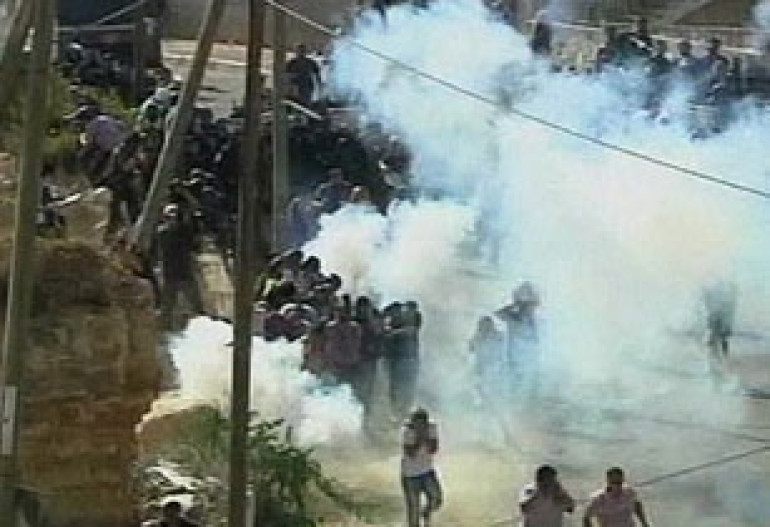 Clashes as nationalists march in Israeli Arab town