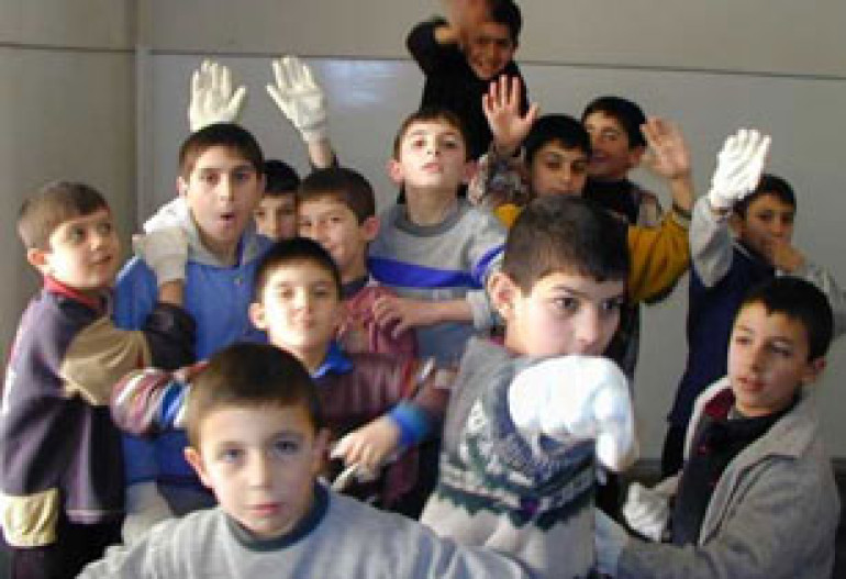 Armenian NGO organizes concert to raise money for orphanages 