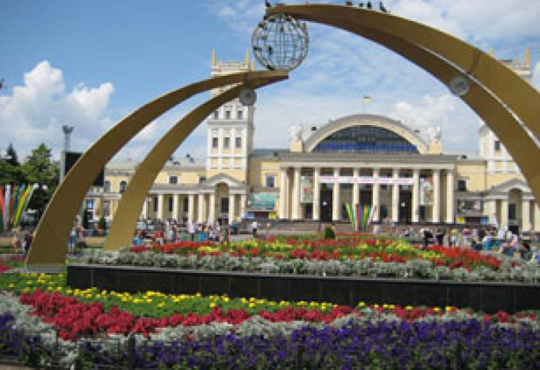 Armenian national candidate wins mayoral elections in Kharkov, exit-poll 