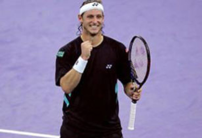 Nalbandian competes in the second round