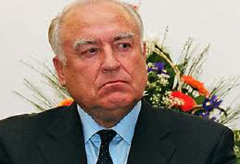1-Former Russian PM Chernomyrdin dies: Kremlin