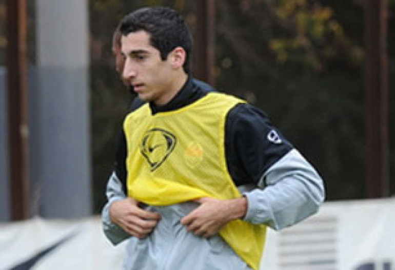 Henrikh Mkhitaryan has spine problems