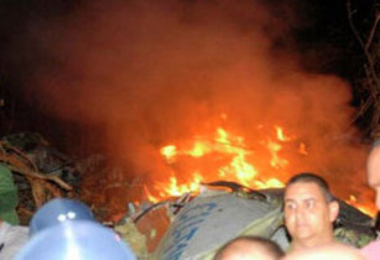 Passenger plane crashes in Cuba