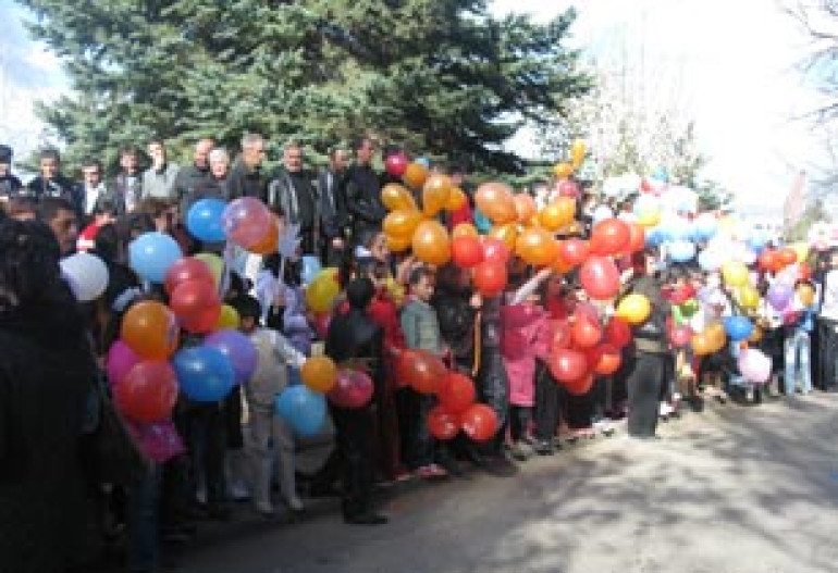 Stepanavan residents celebrate town's anniversary 