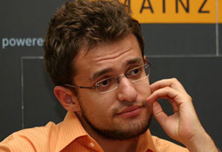 Aronian plays draw with Karjakin