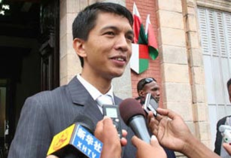 Coup attempting officers holed up Madagascar