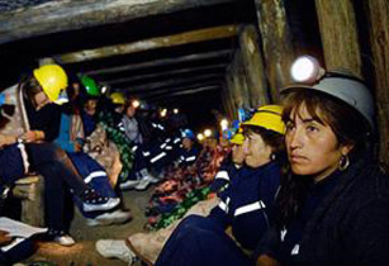 Chilean women start hunger-strike in a mine to protest job losses