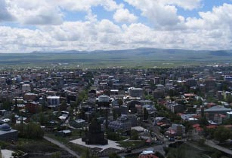 Armenian journalists taken to police station in Turkey