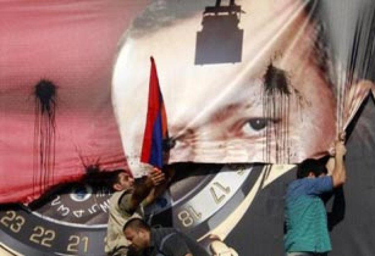 Lebanese Armenians protest Turkish premier's visit to Beirut