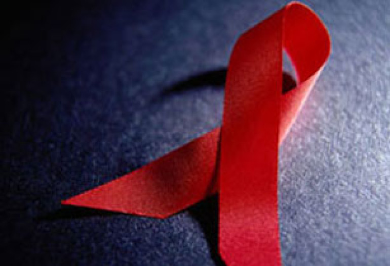 Yerevan celebrates World AIDS Day by distributing condoms among people in streets 