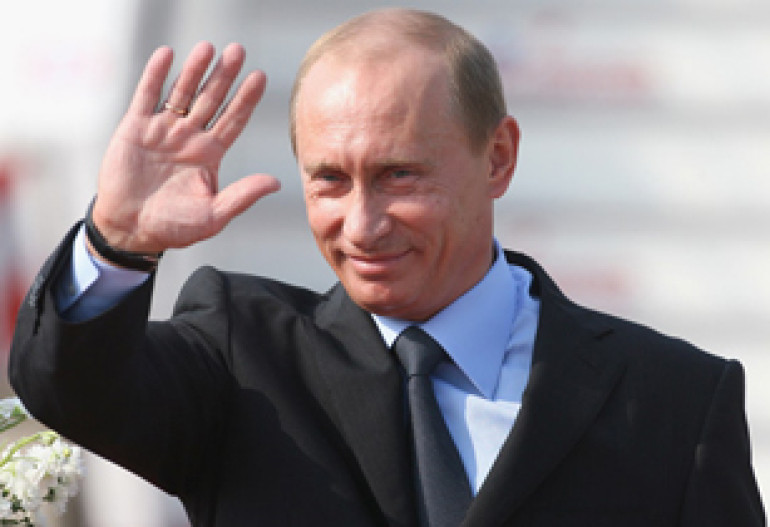Putin invites Turkish companies to build stadiums in Russia