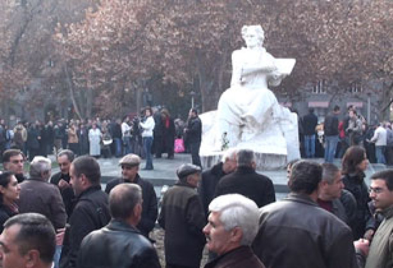 Opposition marks Human Rights Day by holding rally in Yerevan