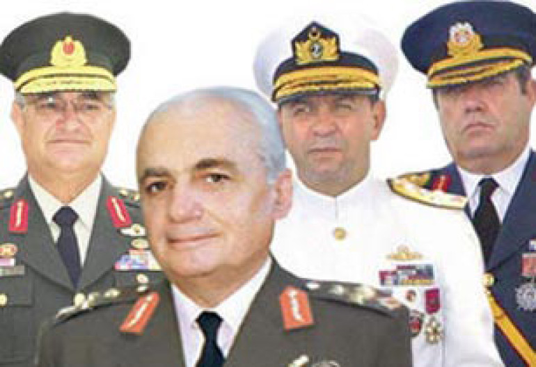 Sledgehammer trial begins for 196 suspects in coup case with new judge in Turkey