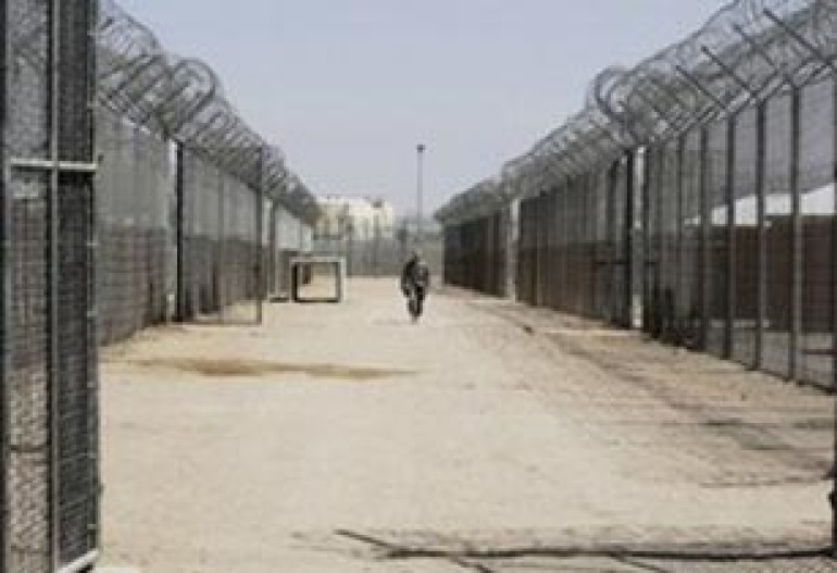 Mexico prisoners in mass jail break near US border