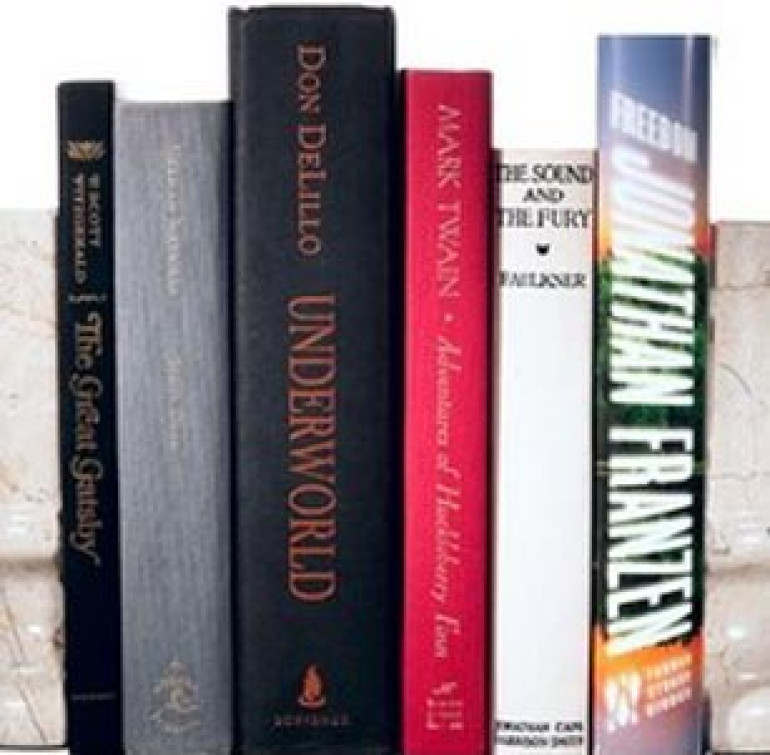The Guardian назвала самые популярные книги 2010 года