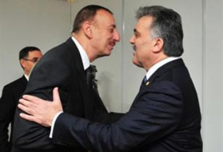 Turkey's Gul and Erdogan meet with Azerbaijani leader