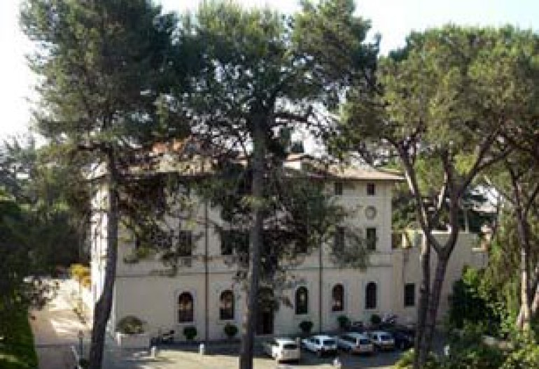 Package blasts at Swiss Embassy in Rome