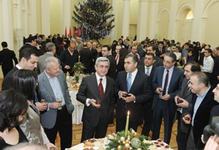 Armenia's president calls on journalists to be 'unbiased and balanced' 