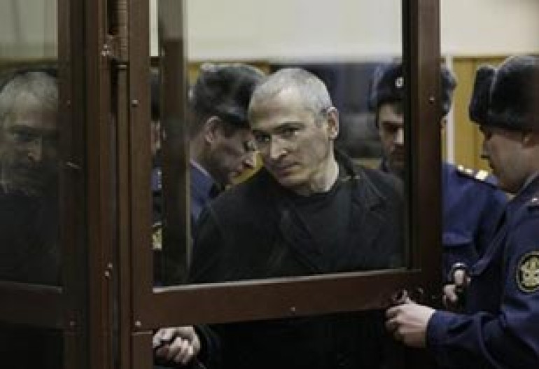 Khodorkovsky trial: Russia hits back at West