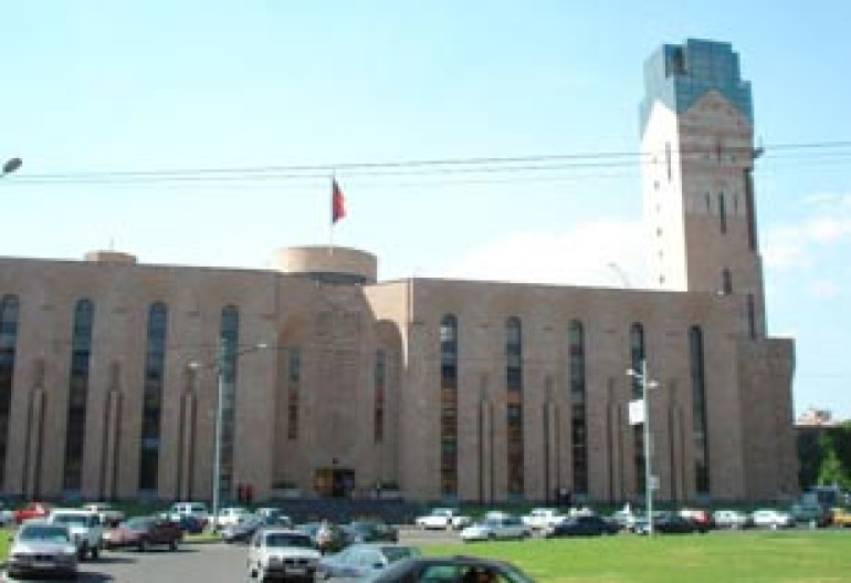 Condominium associations to lessen municipality's burdens